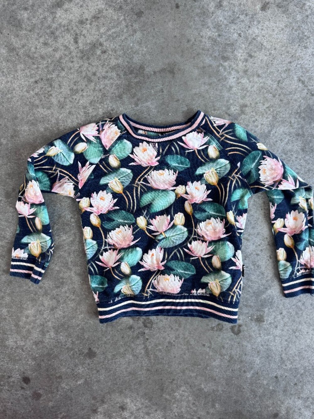 MOLO Floral Raglan Sweatshirt